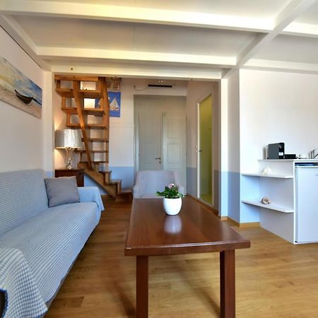Douskos Guesthouse Ídra Kültér fotó