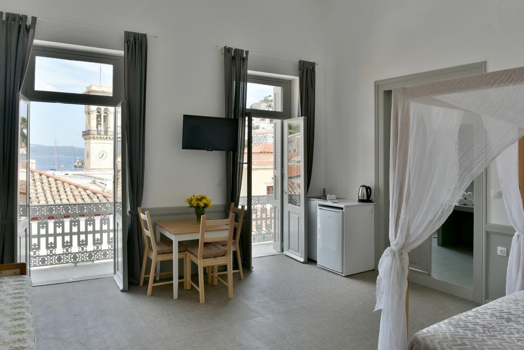 Douskos Guesthouse Ídra Kültér fotó