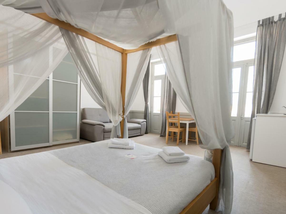 Douskos Guesthouse Ídra Kültér fotó